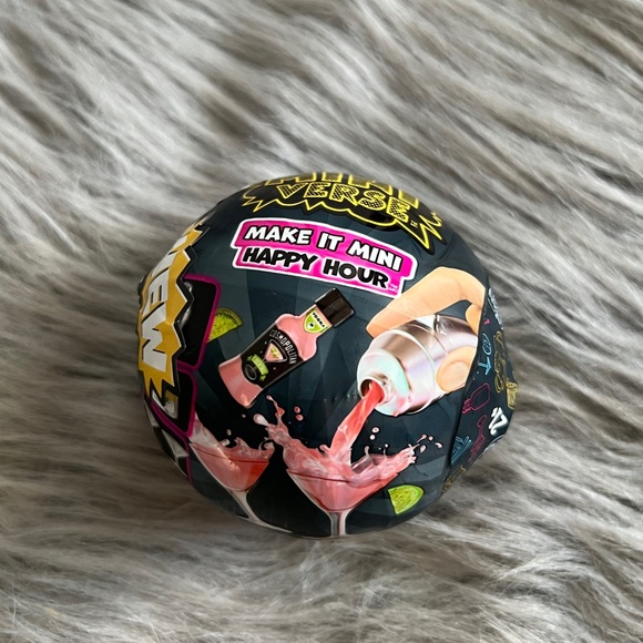 Mini Verse Make It Mini Happy Hour Blind Capsule DIY - Picture 4 of 7